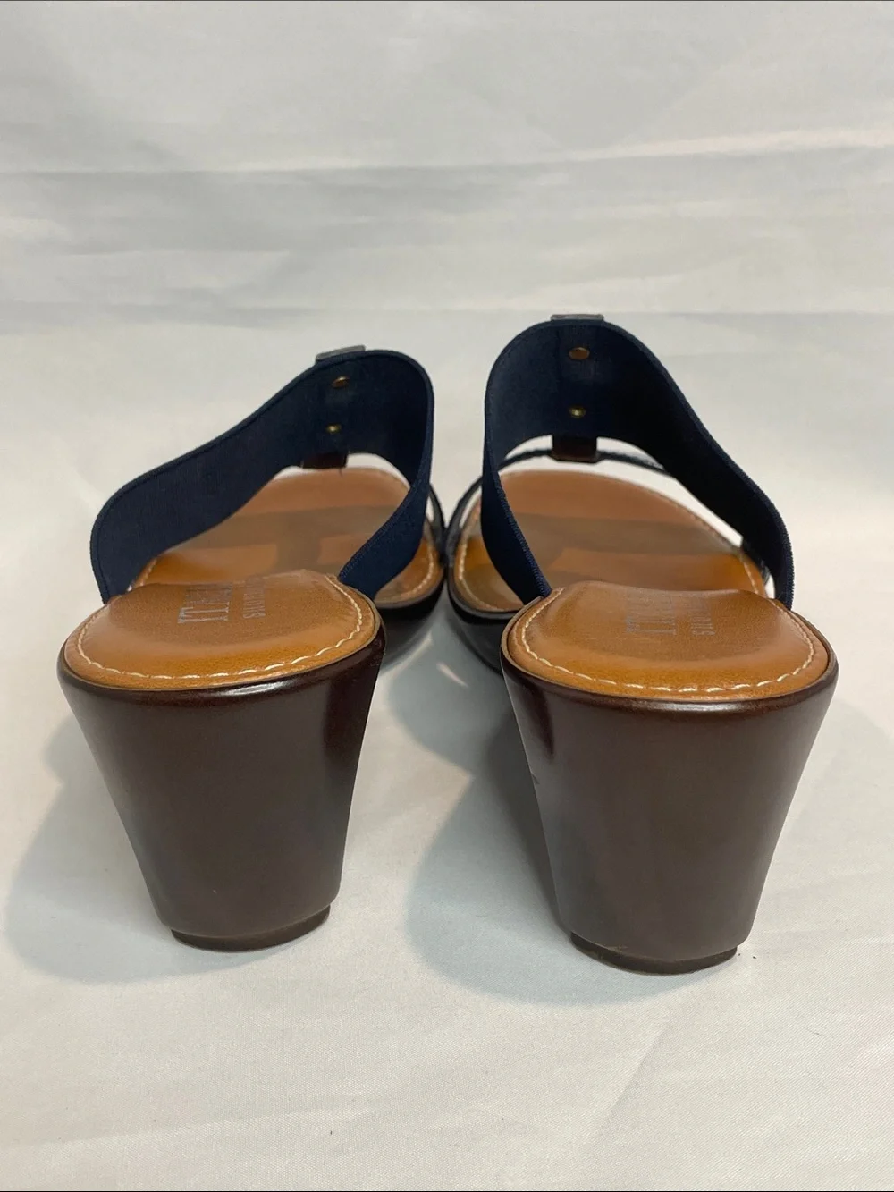 Italian Shoemakers Navy Patent and Elastic Slide Sandal with Gold Accent - Picture 5 of 6